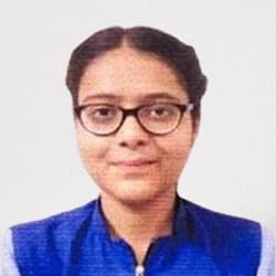 Topper Mansi Yadav